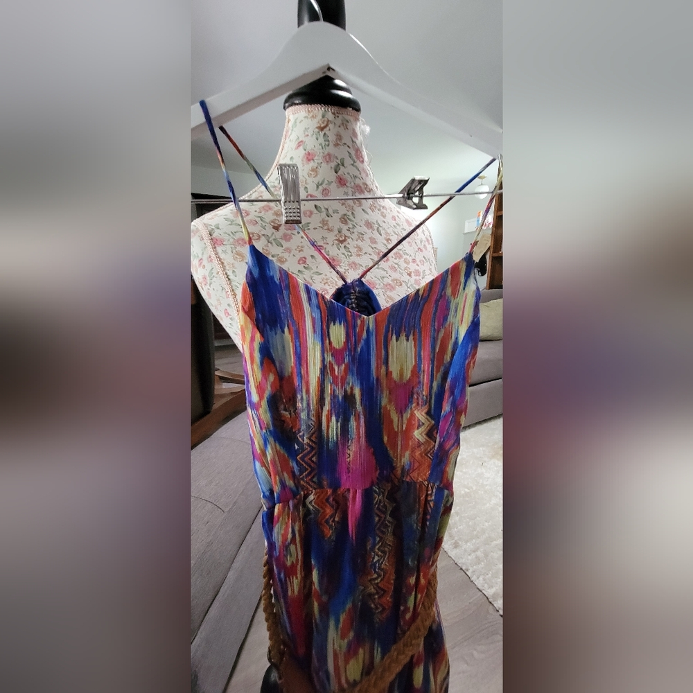 NWT Stoosh Vibrant Patterned Maxi Dress Size Small - Picture 3 of 6